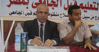وكيل تعليم الدقهلية يجتمع استعدادا لامتحانات الترم 