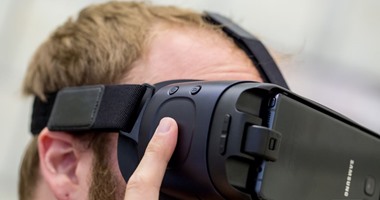 سامسونج تطلق Gear VR نظارة واقع افتراضى جديدة