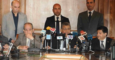 بالصور.. ارتفاع تنسيق طب وأسنان وصيدلة درجة عن العام الماضى وانخفاض 4.5 للهندسة