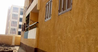بالفيديو.. مساكن البحاروة بالشرقية مهددة بالانهيار بسبب طفح الصرف الصحى