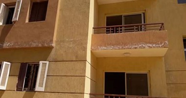 بالصور..شكاوى الحاجزين فى "إسكان الخانكة": بندفع أقساط من سنتين ومستلمناش