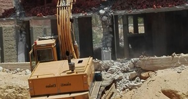 رئيس جهاز مدينة العبور:تنفيذ ١٠ قرارات إزالة لمخالفات البناء والإشغالات بالمدينة