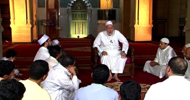 نجاة الدكتور على جمعة من محاولة اغتيال أمام مسجد بمدينة 6 أكتوبر