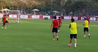 هل تنجح الصفقات الجديدة فى قيادة الأهلى للفوز بالكأس.. معلول يتطلع لاستمرار التألق أمام الزمالك.. مروان محسن بمهمة خاصة لزيارة الشباك البيضاء.. ونيدفيد يسعى لتثبيت أقدامه مع الأحمر عبر "القمة"