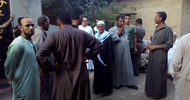 تجمهر العشرات من أهالى قرية أبو نجاح بالشرقية بسبب خطف ربة منزل منذ 5 أيام