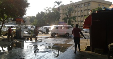 بالصور..شلل مرورى إثر انفجار ماسورة صرف بالجيزة