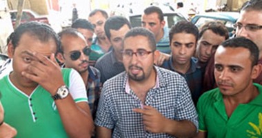 حملة الماجستير يتظاهرون أمام "المالية" لتوفير درجات لتعيينهم