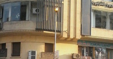 بالفيديو.. أعمدة الإنارة مضاءة نهارا بشوارع المحلة