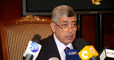 وزير الداخلية يعرض فيلما تسجيليا عن ضبط عناصر تابعة لـ "بيت المقدس"