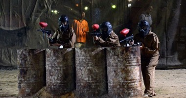 بالصور.. لعبة "حرب الشوارع" فى "أكتوبر والعبور وجولف بورتو مارينا".. رياضة "Paintball" ساحة معركة برشاشات وقنابل وحواجز.. أدخلها لمصر "صلاح بسطاوى " ويسعى لبناء فريق ينافس عالمياً