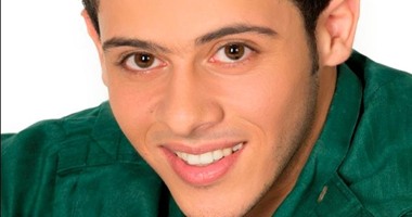 المتسابق محمد حسين يحافظ على مكانه بالأكاديمية ويغنى لعمرو دياب