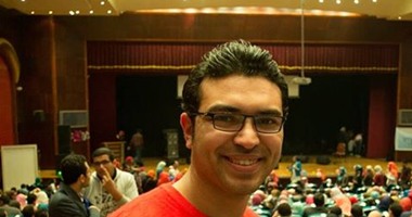 صيدلى يوضح مخاطر تناول المضادات الحيوية "عمال على بطال"