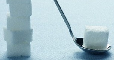 ديلى ميل: تناول السكر يزيد مخاطر الإصابة بأمراض القلب