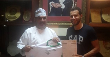 إسلام صيام يوقع للخابورة العمانى