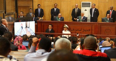 وصول "مبارك" أكاديمية الشرطة فى جلسة الحكم بـ" محاكمة القرن"