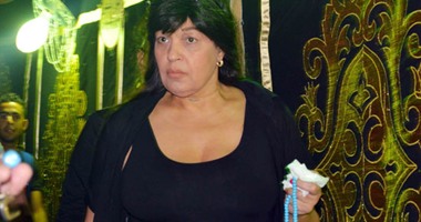 فيفى عبده تنعى حسنين هيكل وبطرس غالى وتعزى راغب علامة فى وفاة والدته