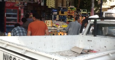 رفع كشك مخالف أسفل كوبرى الجيزة لصدور ترخيصه بالمنيب