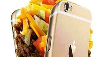 شباب فيس بوك يحولون IPHONE 6 PLUS لساندويتش بعد فضيحة الانحناء