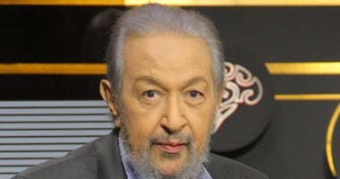 سارة نور الشريف نافية شائعة وفاته: والدى بخير ويتواجد حاليًا بالمنزل