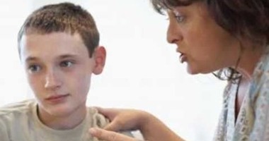 محمود حمدون يكتب: يظل الرجل طفلا حتى تموت أمه