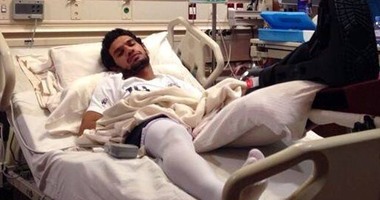 وفد من نادى الجيش يزور حسين ياسر بعد إجرائه الجراحة فى أسبيتار