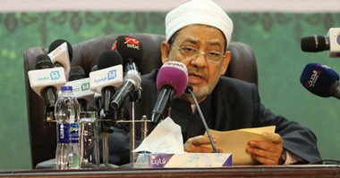 مصادر: الأزهر سيصدر بياناً لتوضيح خطوات تصديه لدعوات رفع المصاحف