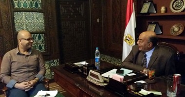 نقيب الصيادلة لـ"اليوم السابع": صناعة الدواء على حافة الانهيار وخسائرها 130 مليون جنيه سنوياً.. و50% من أدوية شركات قطاع الأعمال تحقق خسائر فادحة.. والنواقص لم تتعد الـ331 صنفا