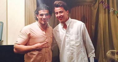 عمرو جمال يحتفل بعيد ميلاده بـ"الجلابية"