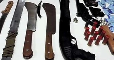 الداخلية تضبط المتهم بتصنيع أسلحة بيضاء فى السيدة زينب