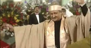 كيف تحول "لن أعيش فى جلباب أبى" إلى "فرخة بكشك" للصفحات الساخرة على "فيس بوك".. كوميكس وفيديوهات واقتباسات يومية لرواد مواقع التواصل.. عبلة كامل تُلقَّب بـ"إله النكد".. ومشاهد رقص "عبد الغفور البرعى"