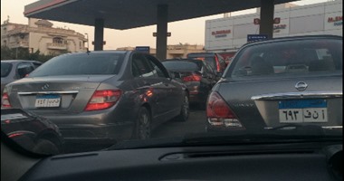صحافة المواطن.. شكوى من نقص البنزين بالتجمع الخامس بالقاهرة