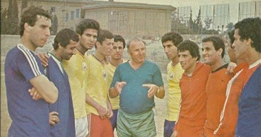 حكاية "هيديكوتى" وكيف حول جيل التلامذة بالأهلى إلى أساطير.. الخواجة المجرى أول مدرب يطبق نظام التدريب اليومى بمصر.. اعترض على ضم شطة فى البداية بسبب قصر قامته.. وتوج مع المارد الأحمر بـ6 بطولات محلية
