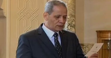 وقفة احتجاجية لمعلمى التربية الفنية بالمنيا بسبب قرارات النقل