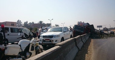 مصرع شخص وإصابة أخرين فى حادث تصادم بالبحيرة