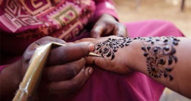لو فرحك قرب..4 نصائح لازم تعرفيها قبل ليلة الحنة.. أهمها "بلاش ميكب"