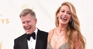 بالصور.. كات ديلى ساحرة رغم حملها فى حفل توزيع جوائز "Emmys"