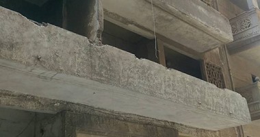 إزالة المنازل العشوائية بالقابوطى ببورسعيد بعد حصول أصحابها على أراضى 