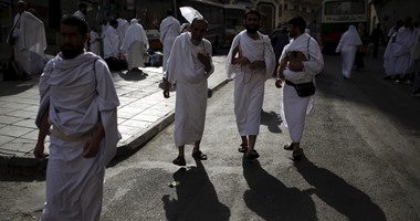 الحجاج يتوافدون على منى لقضاء يوم التروية و بدء تصعيدهم لمشعر عرفات