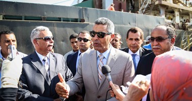 وزير النقل يتفقد ميناء الأدبية وبور توفيق