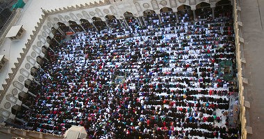 بالصور..توافد آلاف المصلين على ساحة الجامع الأزهر لأداء صلاة العيد