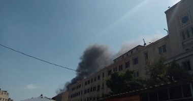 نشوب حريق داخل محطة سكك حديد رمسيس.. ورجال الإطفاء يحاولون السيطرة