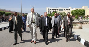 بالصور.. رئيس جامعة طنطا يتفقد كليات المجمع الطبى و"سبرباى"