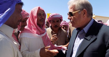 محافظ جنوب سيناء: تسوية مواقف التجنيد يهدف لإعفاء البدو من المخالفة 