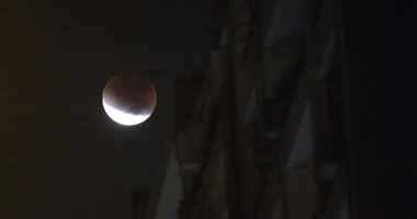 البحوث الفلكية: أول أيام ربيع الآخر 19ديسمبر .. وخسوف كلى للقمر 31يناير
