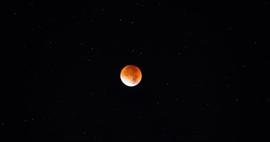 العراق: خسوف "شبه ظلي" للقمر هو الأخير هذا العام