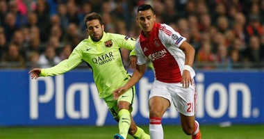 برشلونة يراقب 3 لاعبين فى أياكس الهولندى