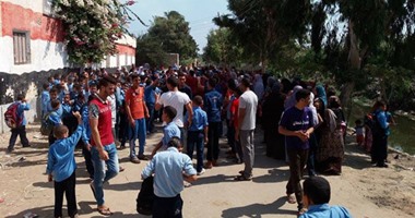 صحافة المواطن.. شكاوى من نقل طلاب مدرسة ابتدائية بالبحيرة لأخرى بعيدة