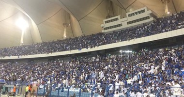 بالصور.. جماهير الهلال السعودى تهاجم الاتحاد الآسيوى قبل لقاء الأهلى