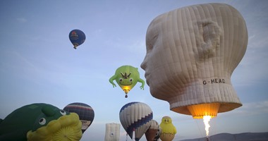 بالصور.. انطلاق مهرجان المناطيد الهوائية فى إسرائيل