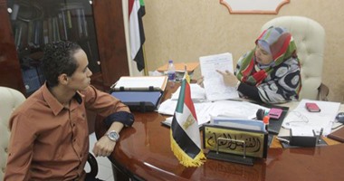 وزير التجارة الخارجية السودانى يصل أسوان لمتابعة أزمة الجمال المحتجزة